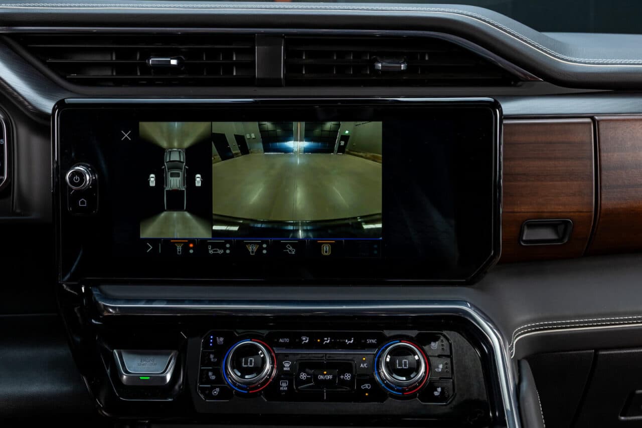 2025 GMC Sierra 1500 Denali Ultimate — photo 24 of 40