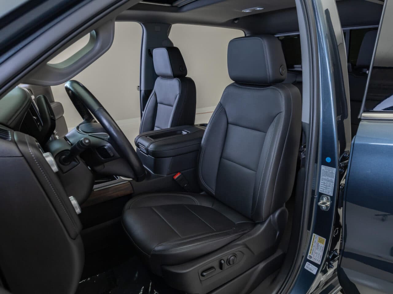 2020 GMC Sierra 1500 SLT — photo 26 of 38
