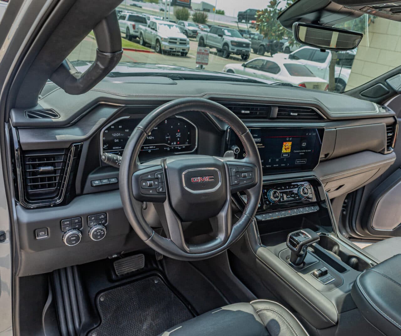 2023 GMC Sierra 1500 AT4X — photo 14 of 39