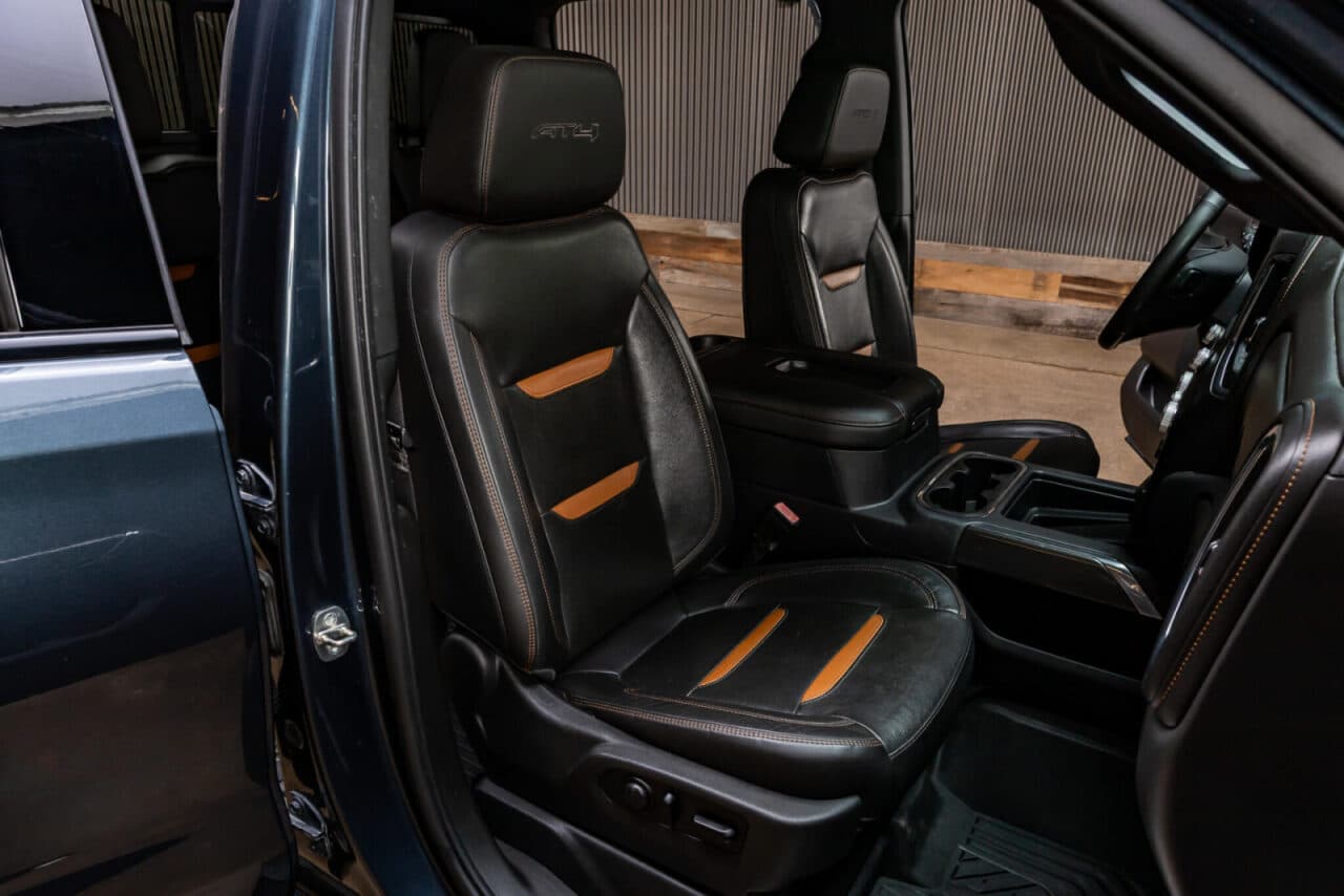 2020 GMC Sierra 1500 AT4 — photo 28 of 38