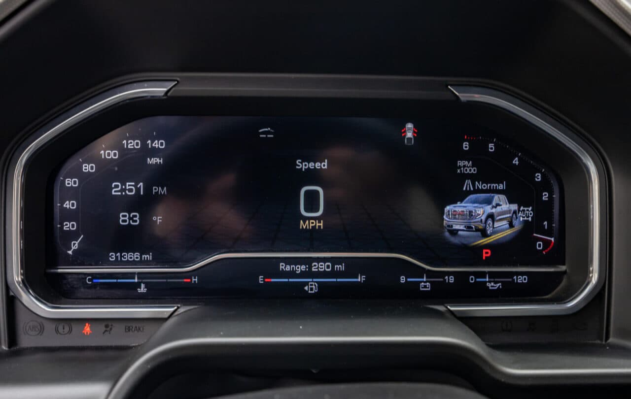 2024 GMC Sierra 1500 Denali — photo 18 of 40