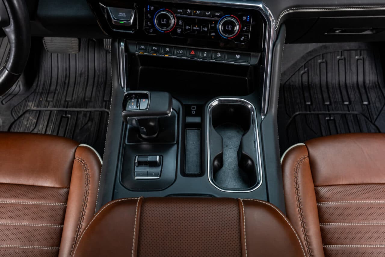 2024 GMC Sierra 1500 Denali Ultimate — photo 26 of 40
