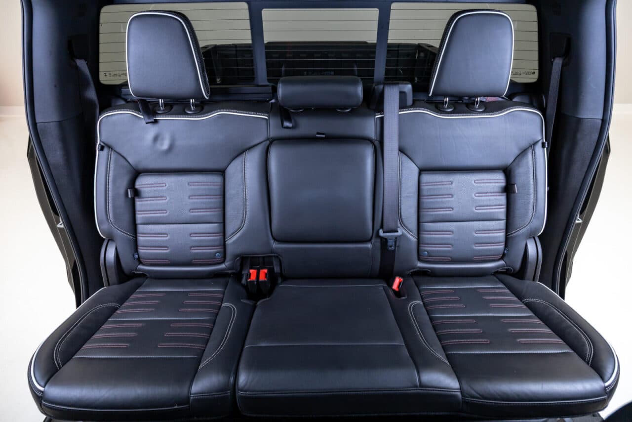 2024 GMC Sierra 1500 AT4X — photo 31 of 37