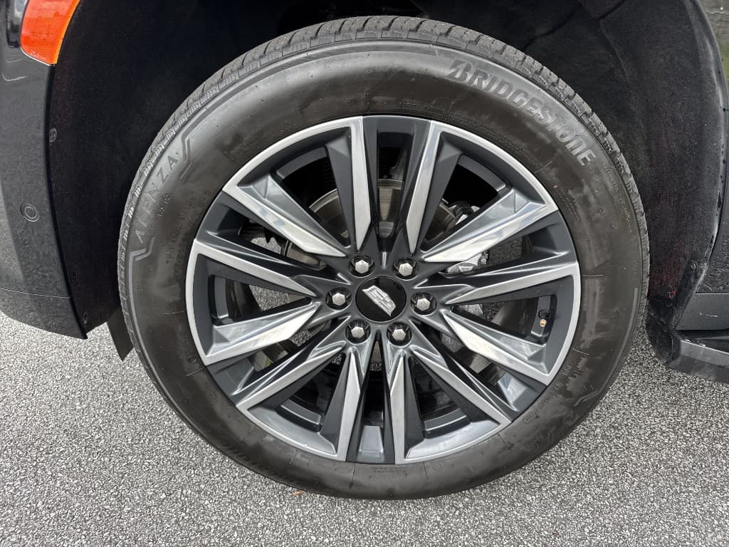 2021 Cadillac Escalade Sport — photo 5 of 32
