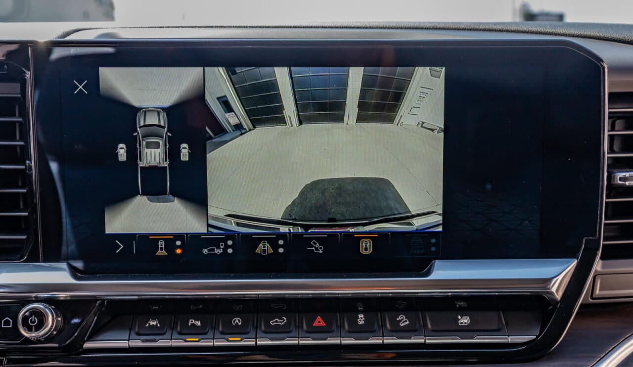 2025 GMC Sierra 1500 SLT — photo 24 of 40