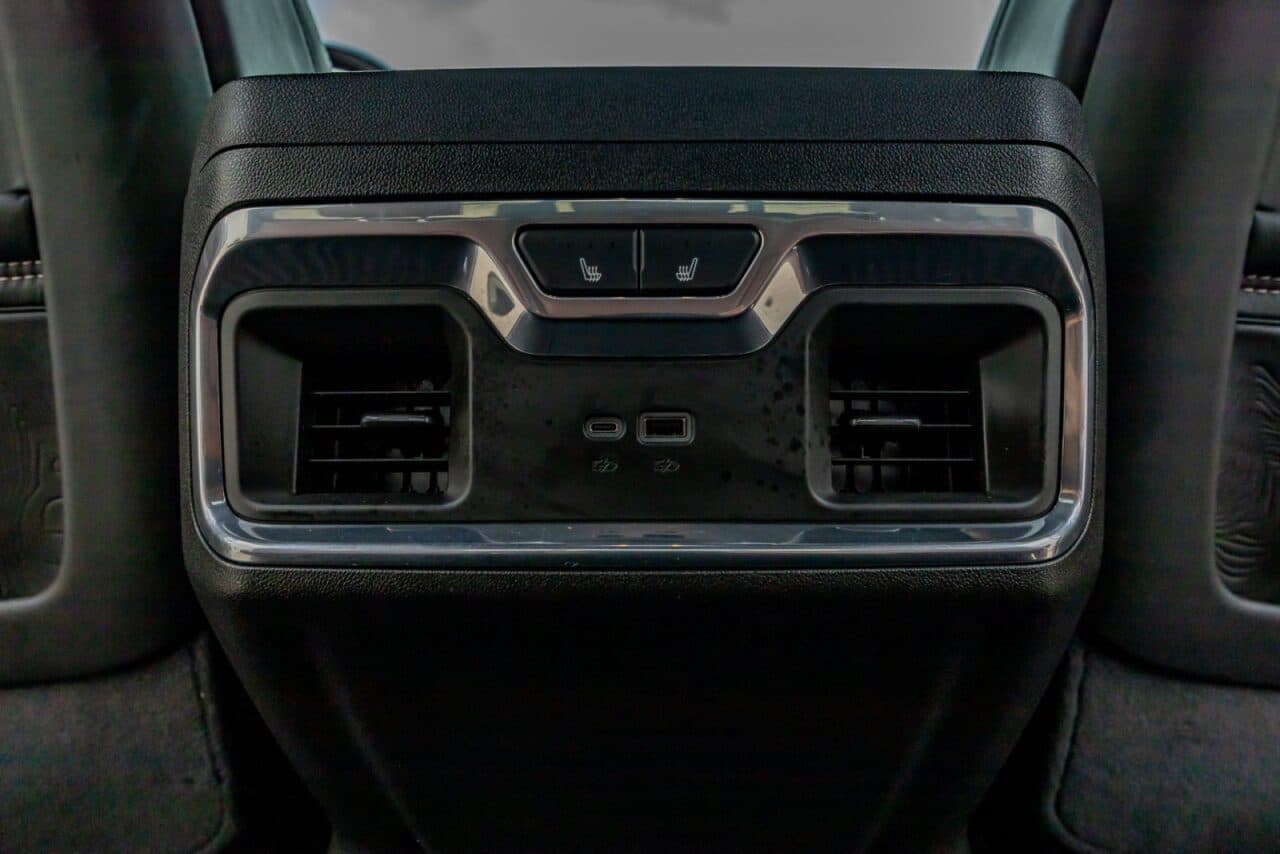 2024 GMC Sierra 1500 Denali Ultimate — photo 31 of 39