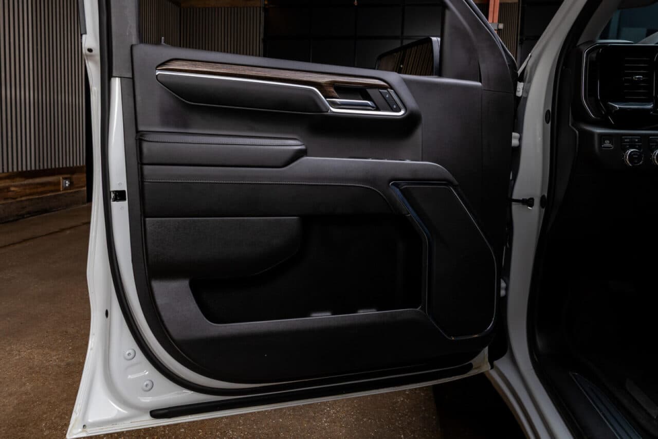 2024 GMC Sierra 1500 Elevation — photo 30 of 35