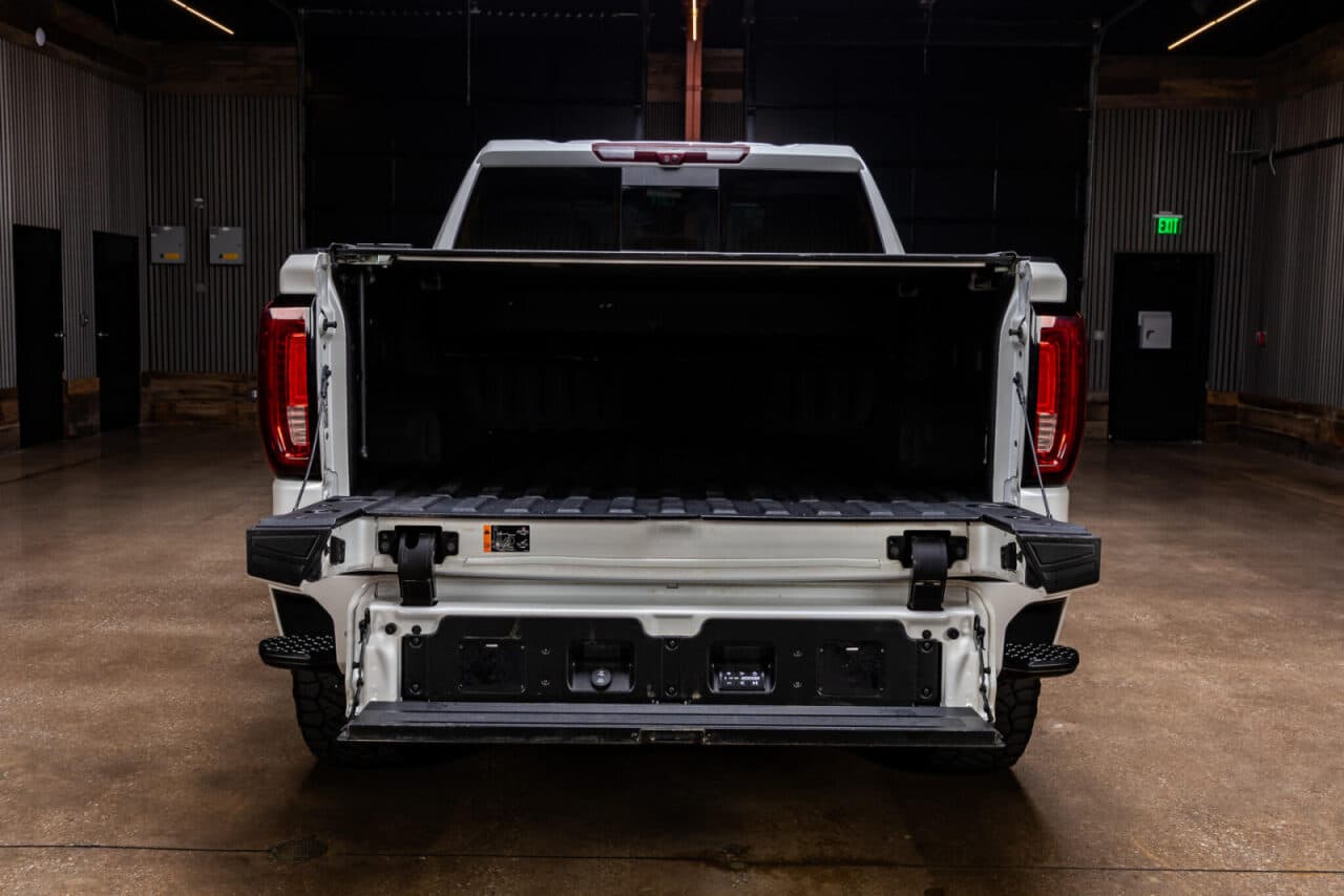 2024 GMC Sierra 1500 Denali Ultimate — photo 7 of 40