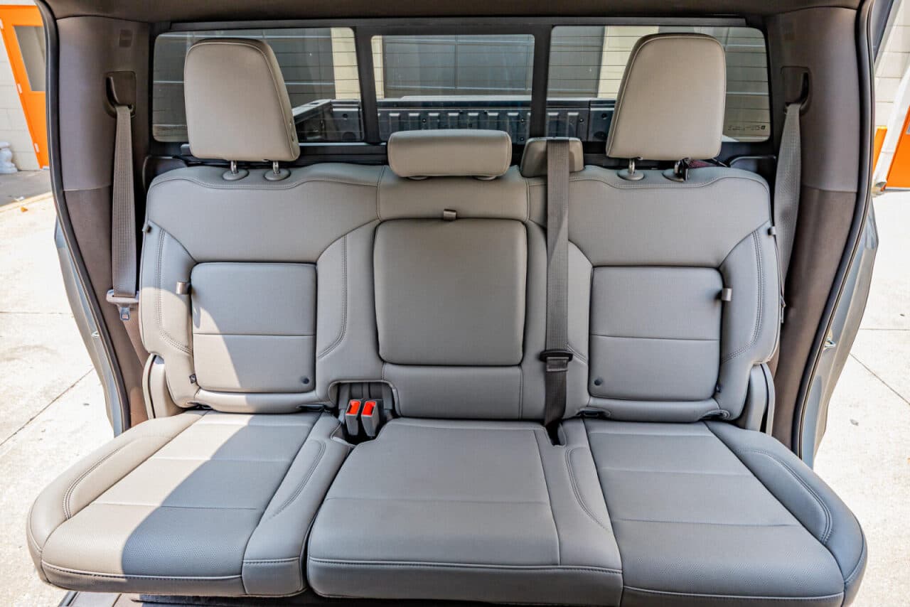 2023 GMC Sierra 1500 SLT — photo 33 of 39