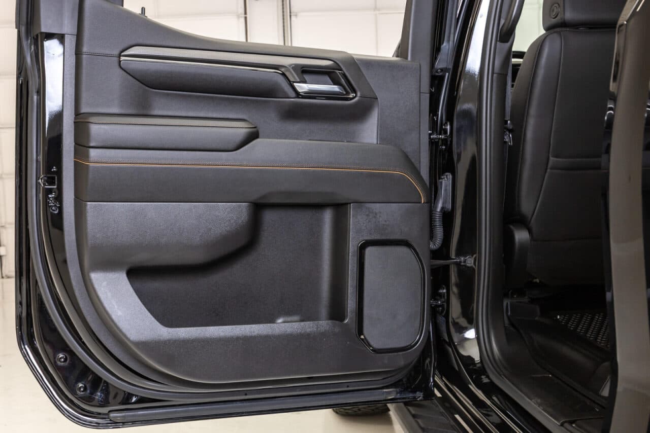 2024 GMC Sierra 1500 AT4 — photo 37 of 40