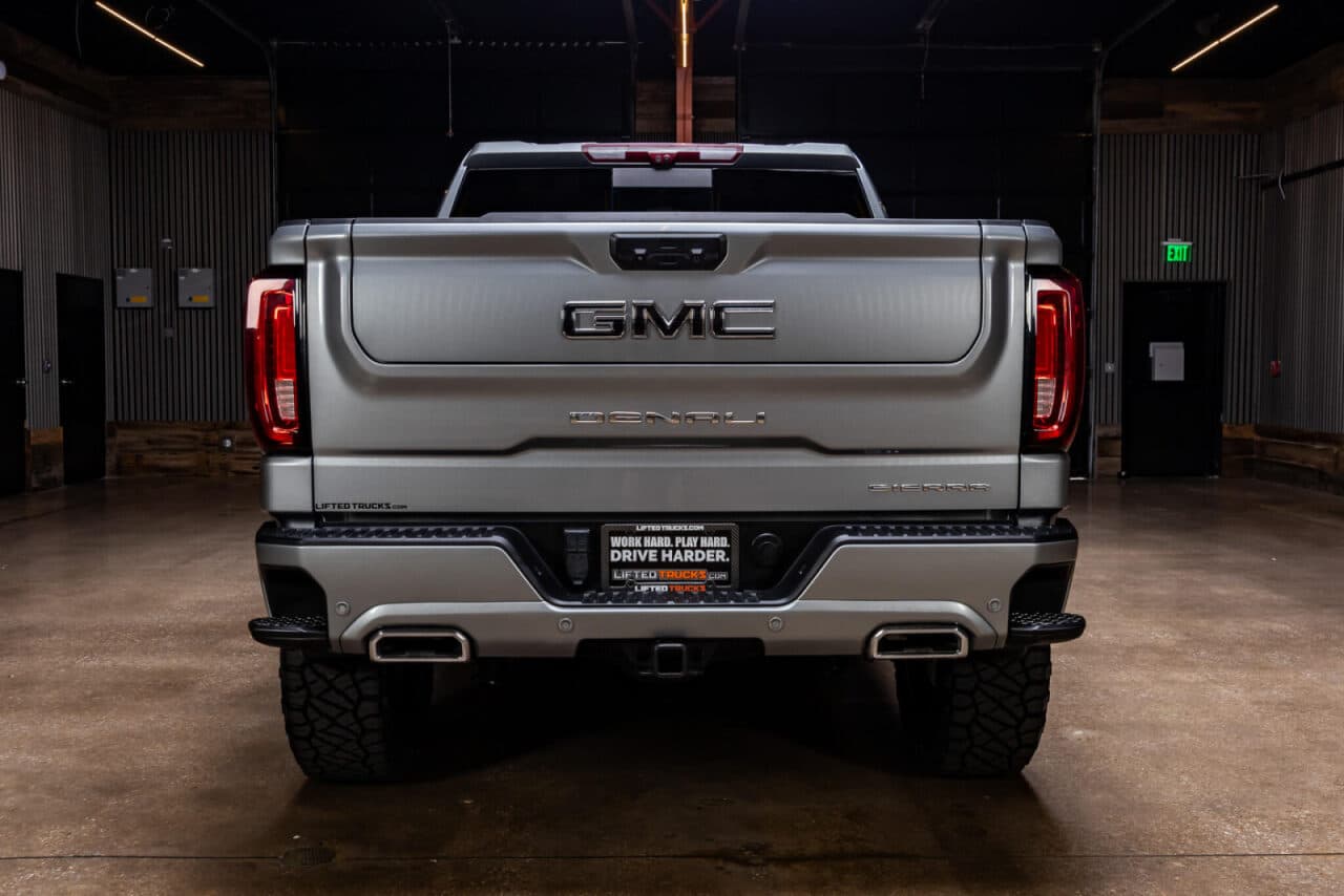 2025 GMC Sierra 1500 Denali Ultimate — photo 6 of 40