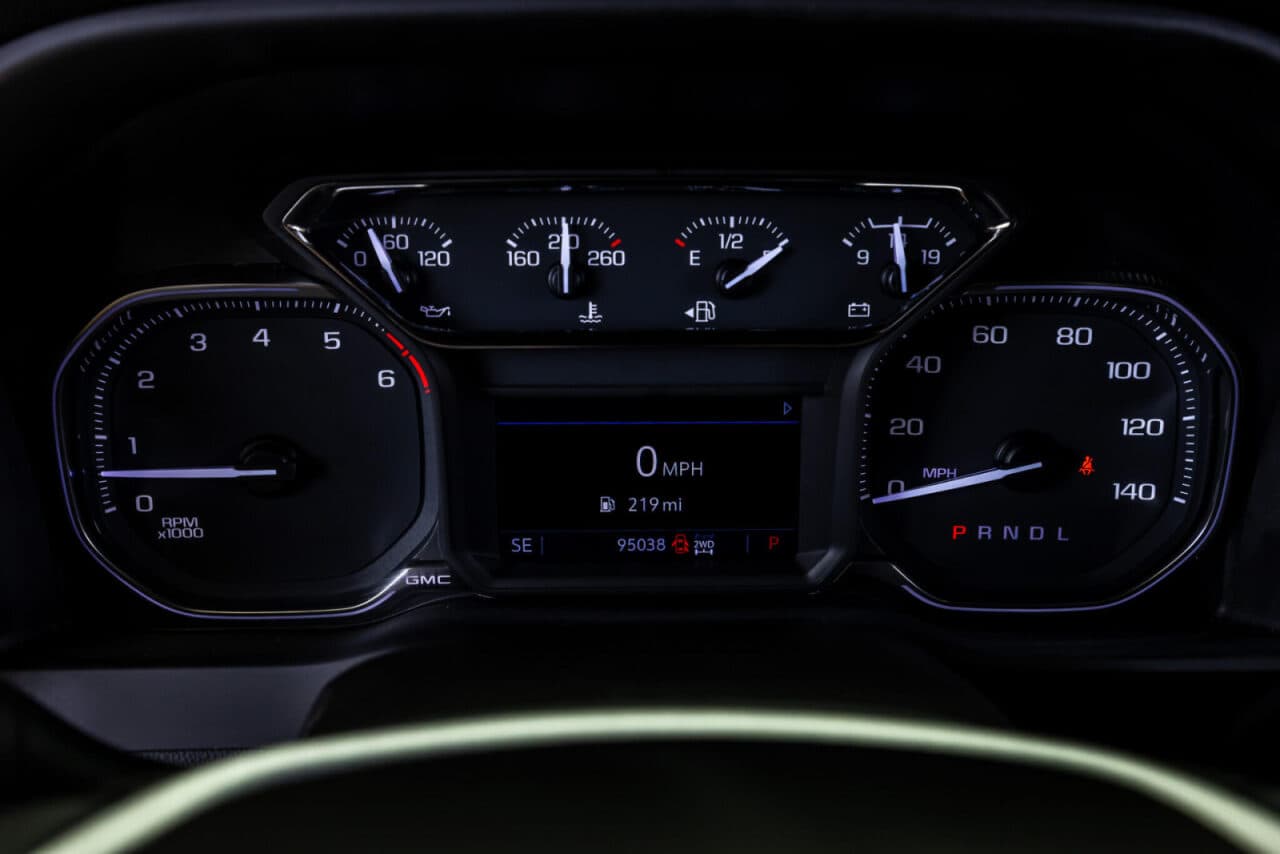 2022 GMC Sierra 1500 Limited SLT — photo 16 of 37
