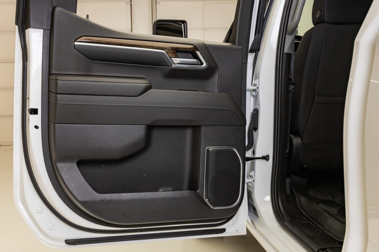 2024 GMC Sierra 1500 Elevation — photo 35 of 38