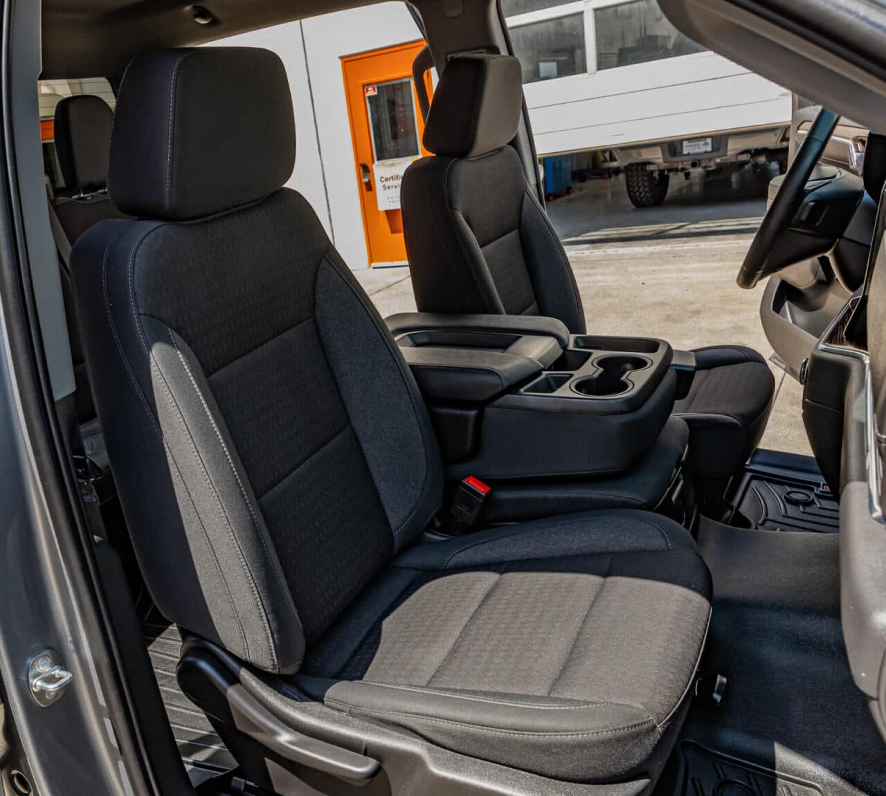 2024 GMC Sierra 1500 Elevation — photo 28 of 38