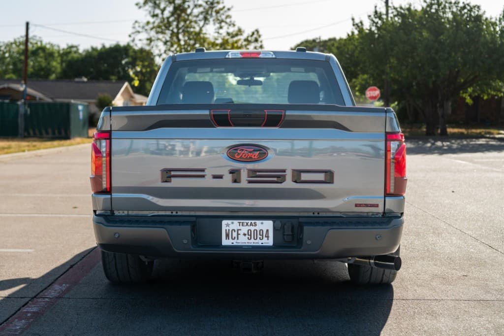 2024 Ford F-150 XL Regular Cab 4x4 — photo 5 of 36