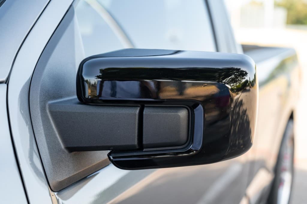 2024 Ford F-150 XL Regular Cab 4x4 — photo 13 of 36