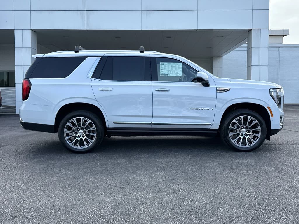 2026 GMC Yukon Denali 4WD — photo 4 of 20