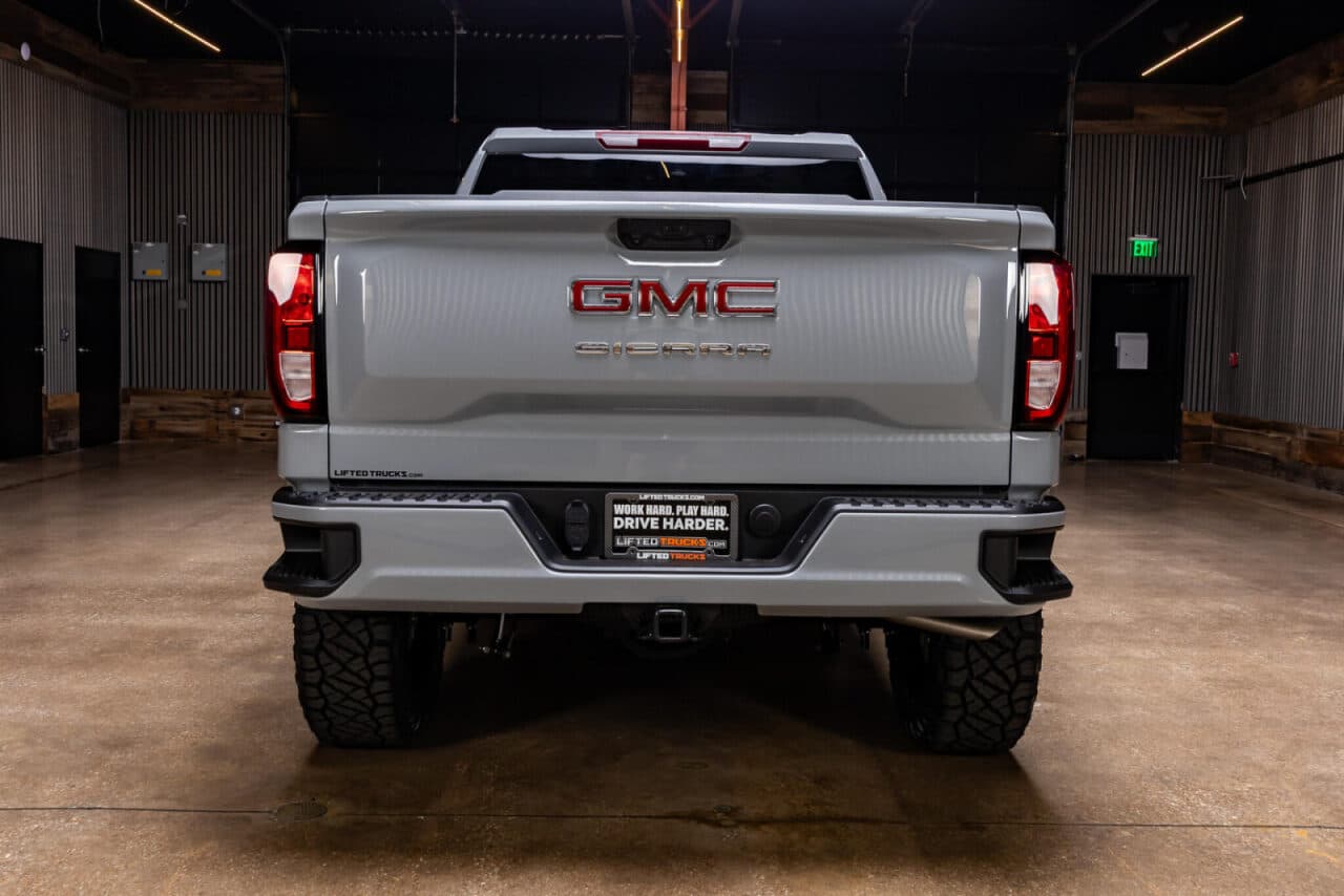 2025 GMC Sierra 1500 Pro — photo 6 of 38