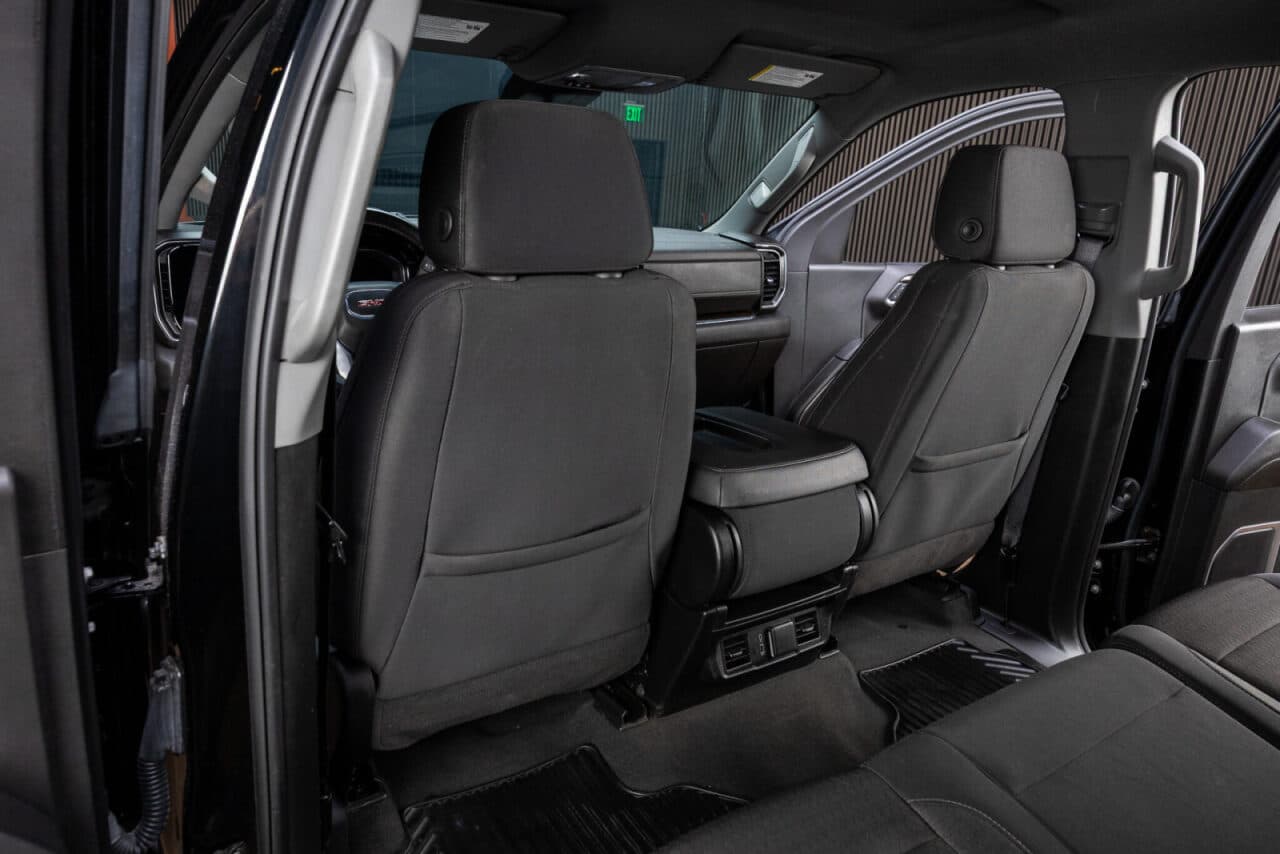 2024 GMC Sierra 1500 Elevation — photo 30 of 37