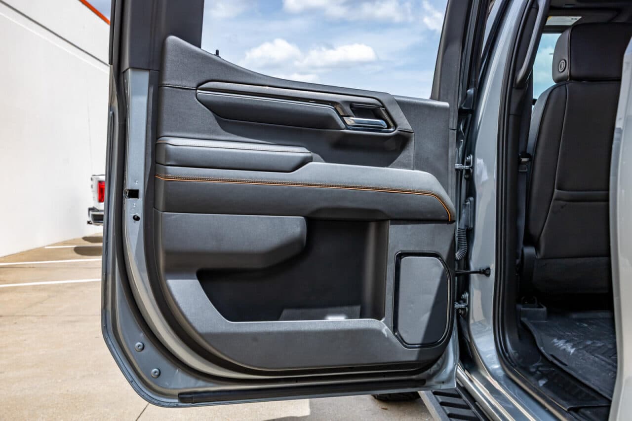 2024 GMC Sierra 1500 AT4 — photo 37 of 40