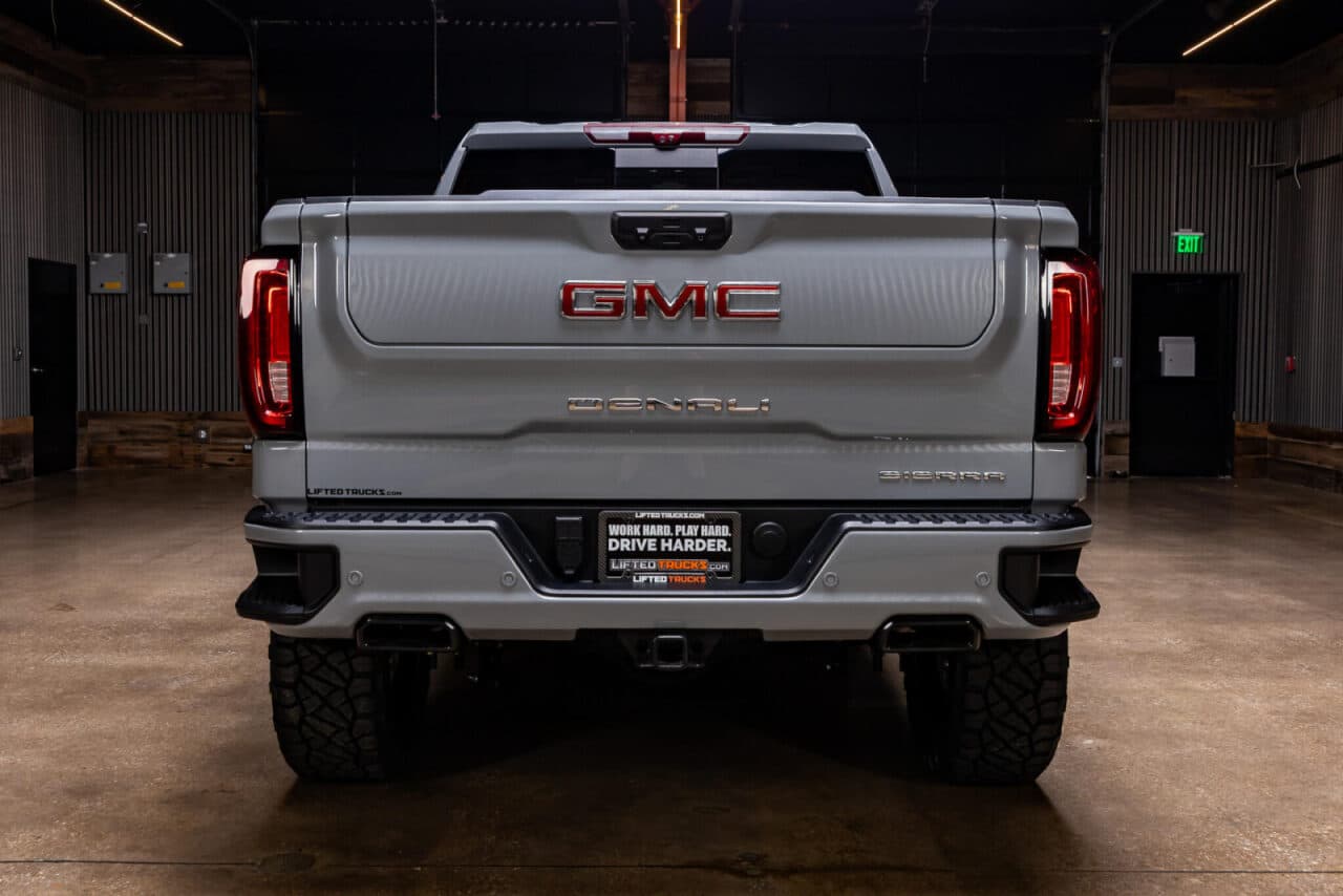 2025 GMC Sierra 1500 Denali — photo 6 of 40