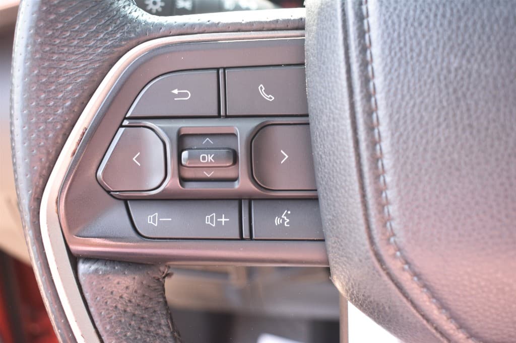 2025 Toyota Tundra Limited 4WD — photo 17 of 22