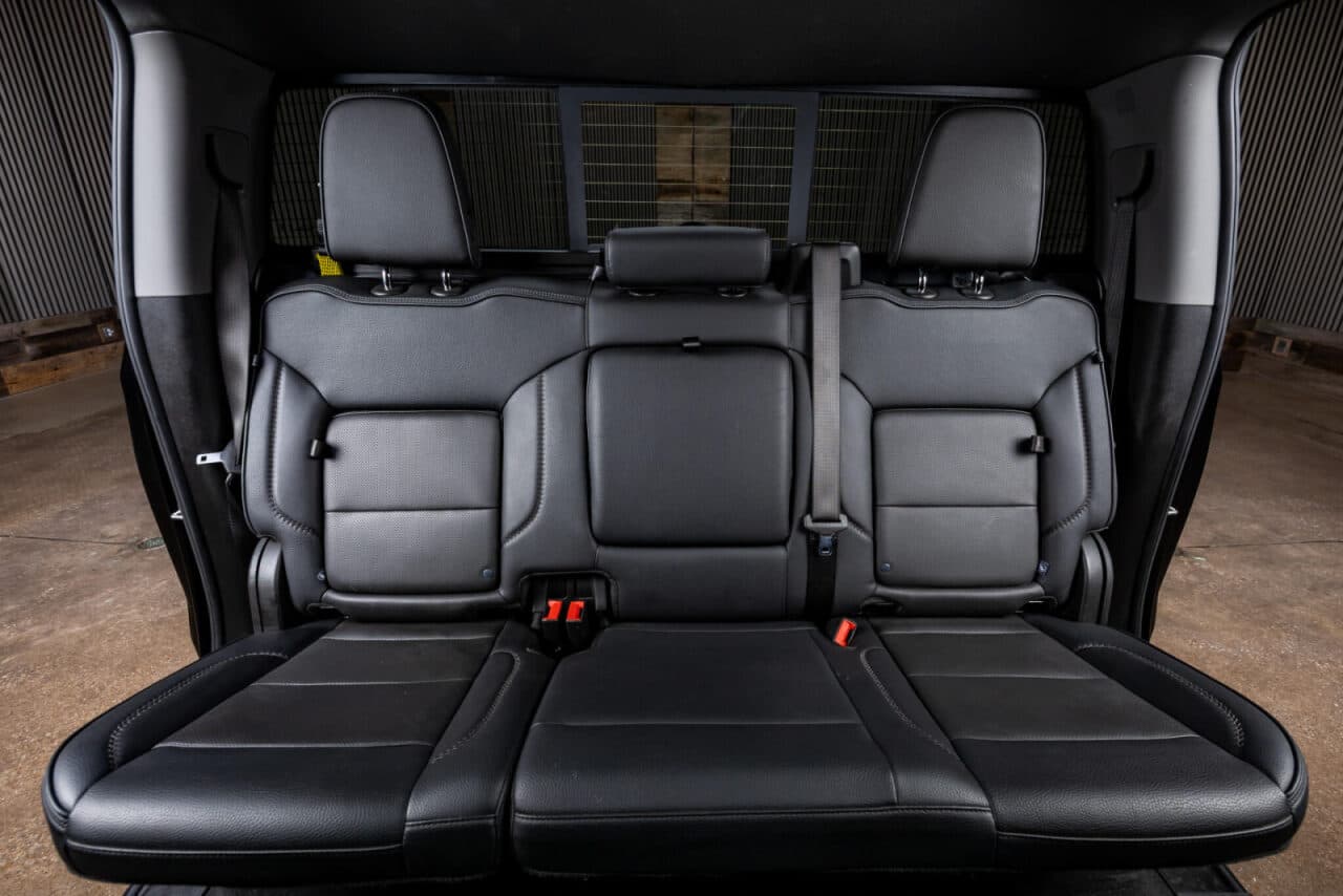 2025 GMC Sierra 1500 Denali — photo 33 of 39