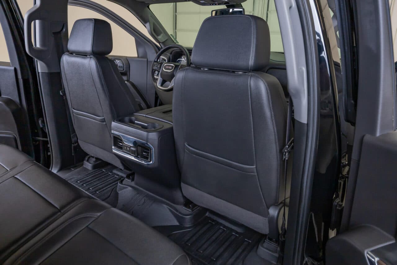 2022 GMC Sierra 1500 Limited SLT — photo 28 of 37