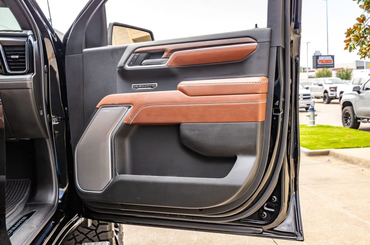 2026 GMC Sierra 1500 Denali Ultimate — photo 36 of 40