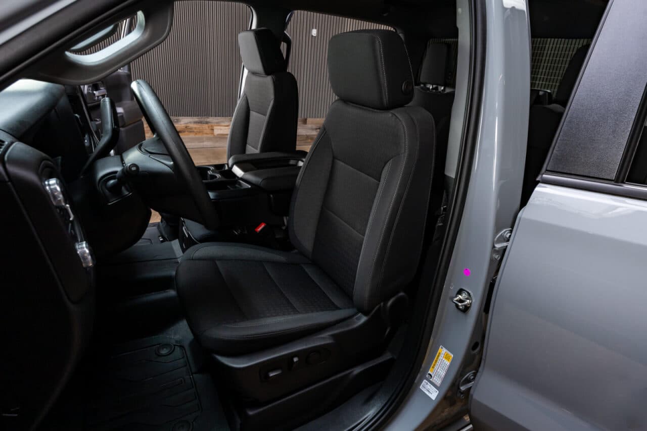 2025 GMC Sierra 1500 Pro — photo 27 of 38