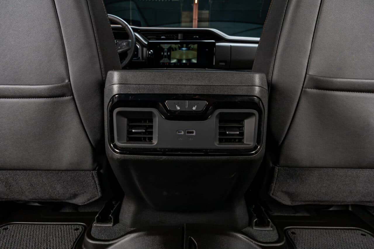 2026 GMC Sierra 1500 AT4 — photo 30 of 38