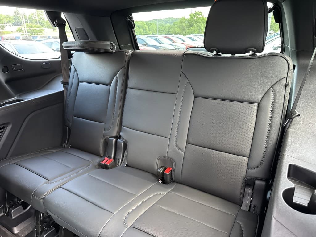 2026 GMC Yukon Denali 4WD — photo 18 of 20