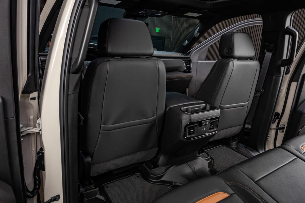 2026 GMC Sierra 1500 AT4 — photo 33 of 40