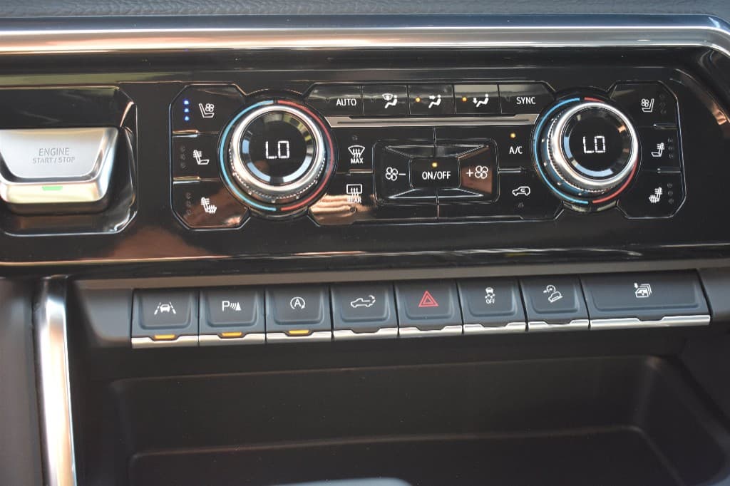 2023 GMC Sierra 1500 Denali 4WD — photo 20 of 22