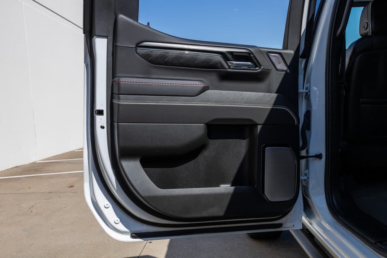 2024 GMC Sierra 1500 AT4X — photo 37 of 40