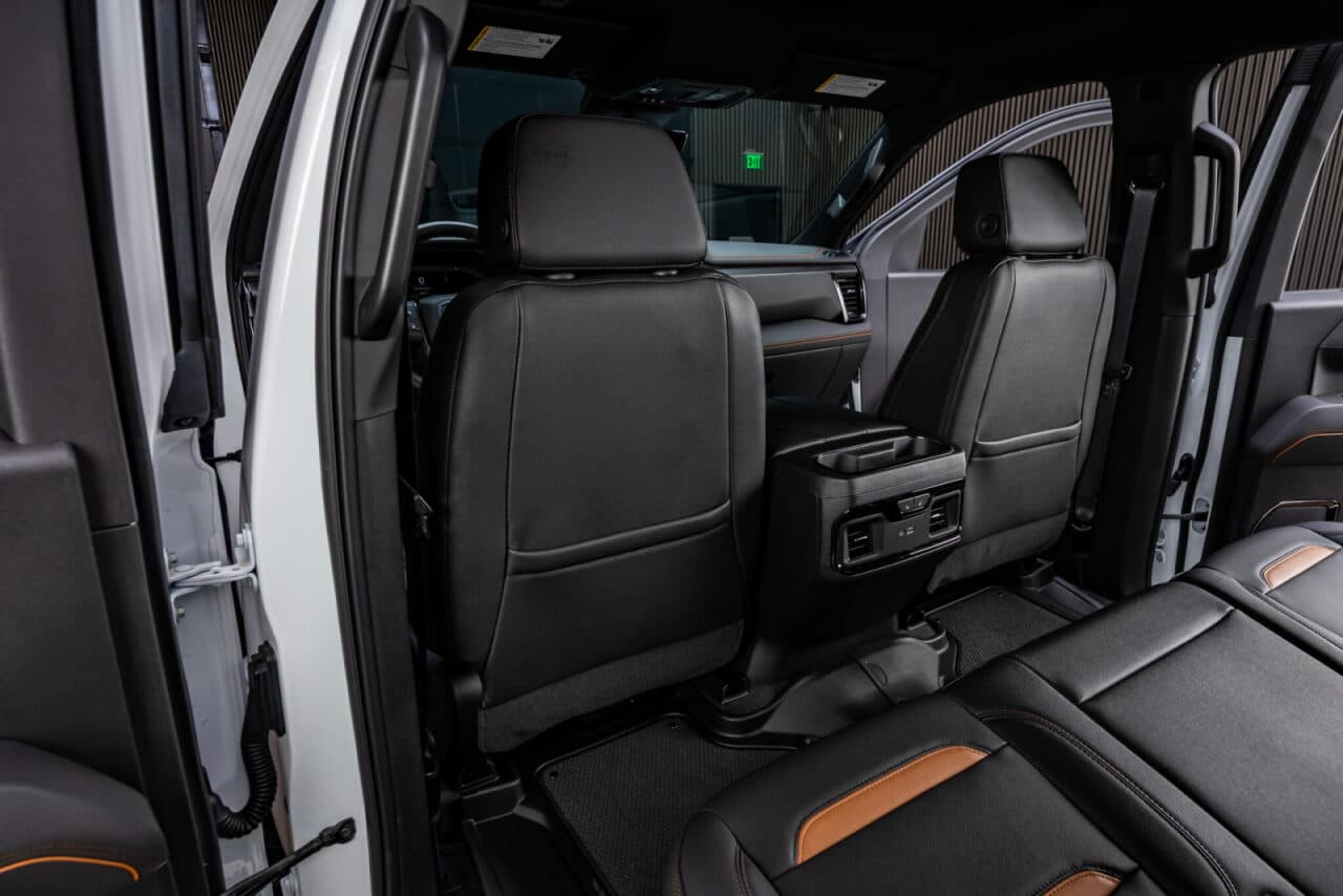 2026 GMC Sierra 1500 AT4 — photo 30 of 37