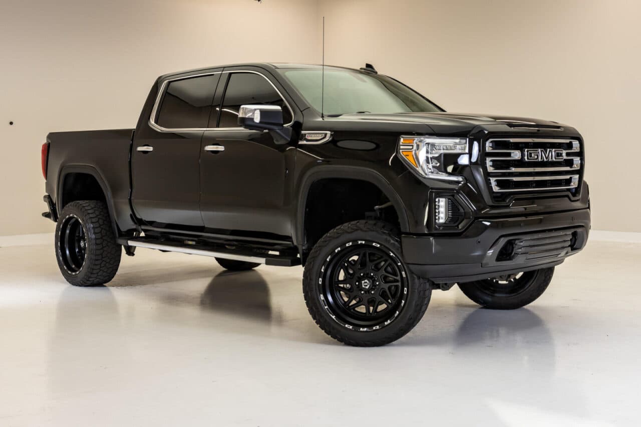 2022 GMC Sierra 1500 Limited SLT — photo 1 of 37