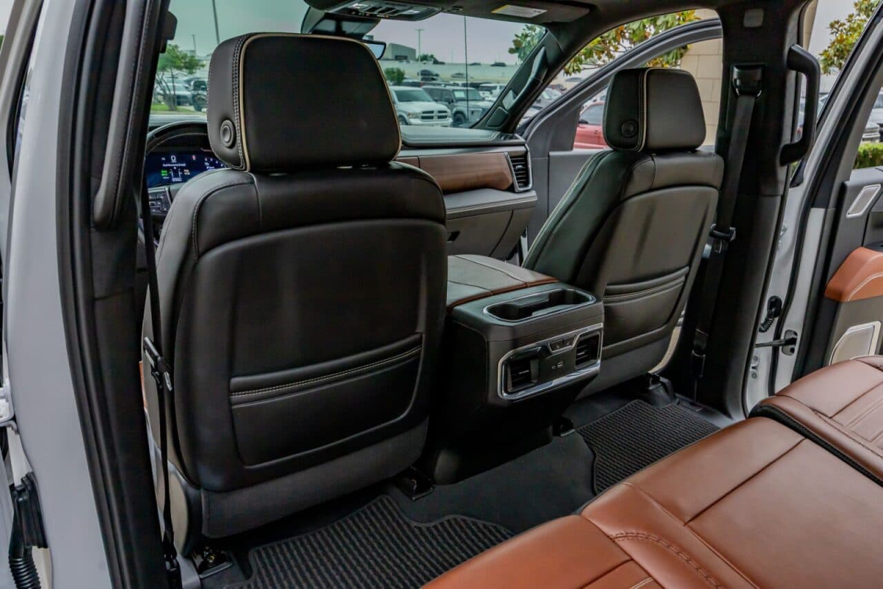 2024 GMC Sierra 1500 Denali Ultimate — photo 32 of 39