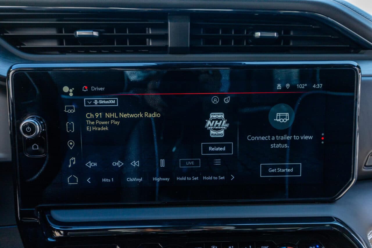 2024 GMC Sierra 1500 AT4X — photo 23 of 40