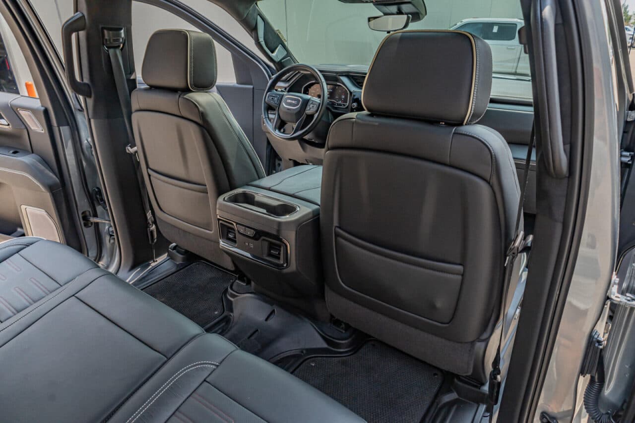 2023 GMC Sierra 1500 AT4X — photo 30 of 39