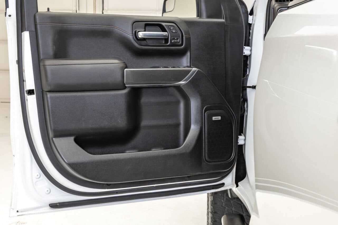 2019 GMC Sierra 1500 AT4 — photo 32 of 37