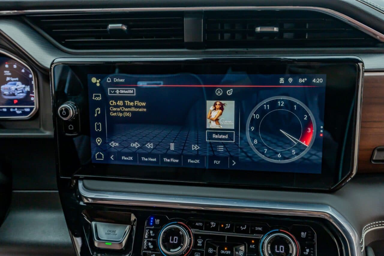 2024 GMC Sierra 1500 Denali Ultimate — photo 23 of 39