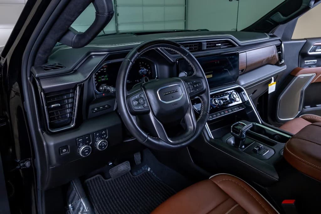 2026 GMC Sierra 1500 Denali Ultimate — photo 9 of 36