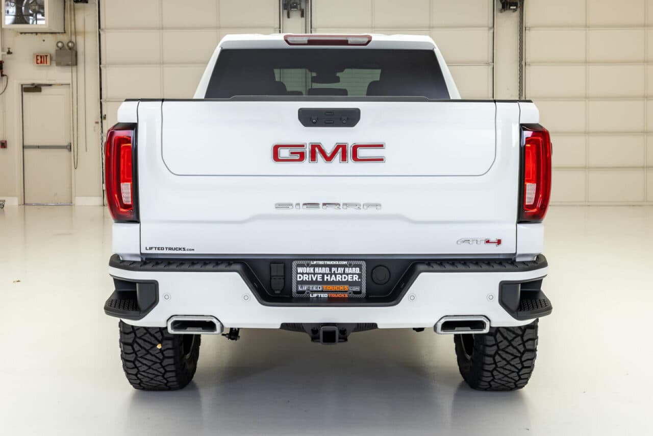 2026 GMC Sierra 1500 AT4 — photo 6 of 36