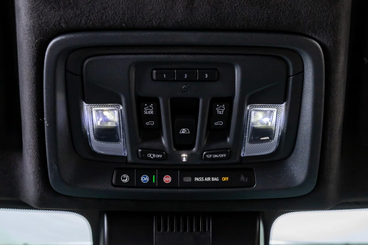 2025 GMC Sierra 1500 AT4X — photo 25 of 38