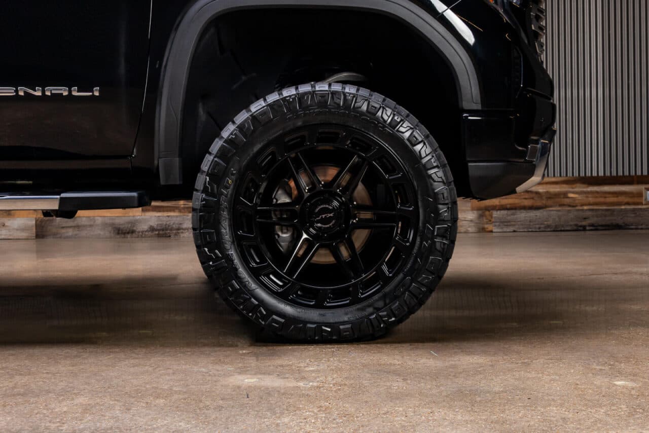 2026 GMC Sierra 1500 Denali — photo 10 of 38