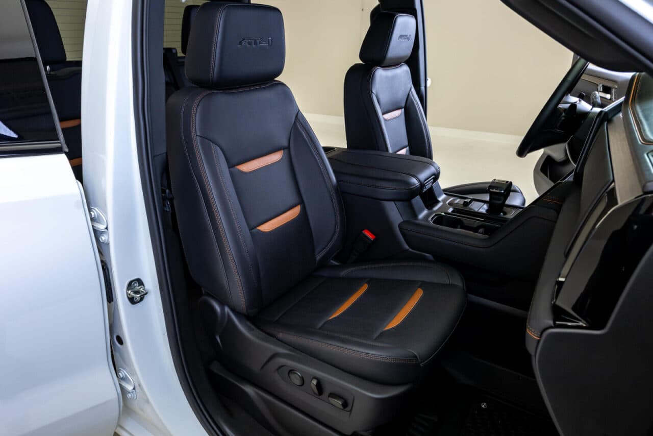 2026 GMC Sierra 1500 AT4 — photo 26 of 36