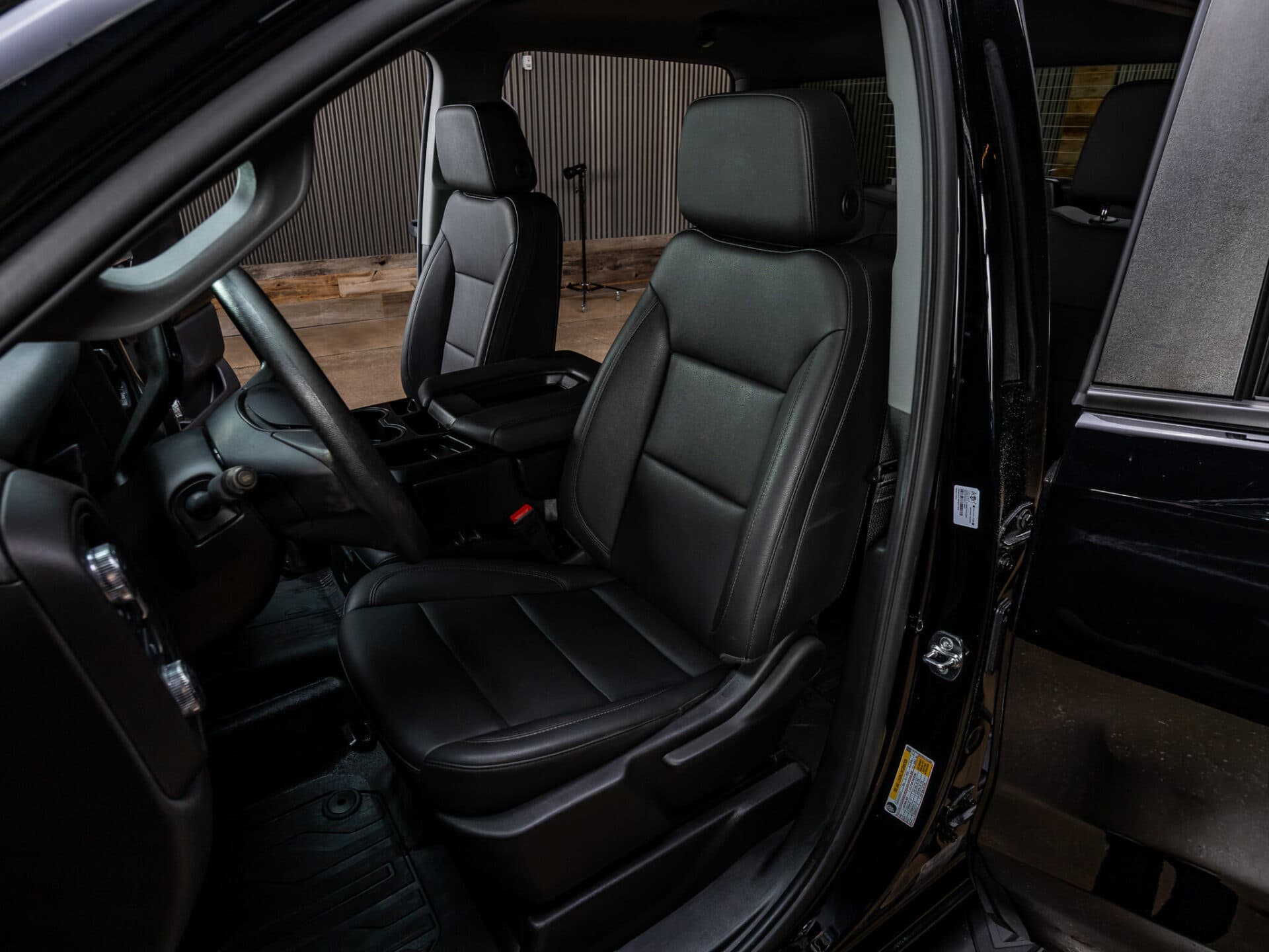 2025 GMC Sierra 1500 Pro — photo 26 of 37