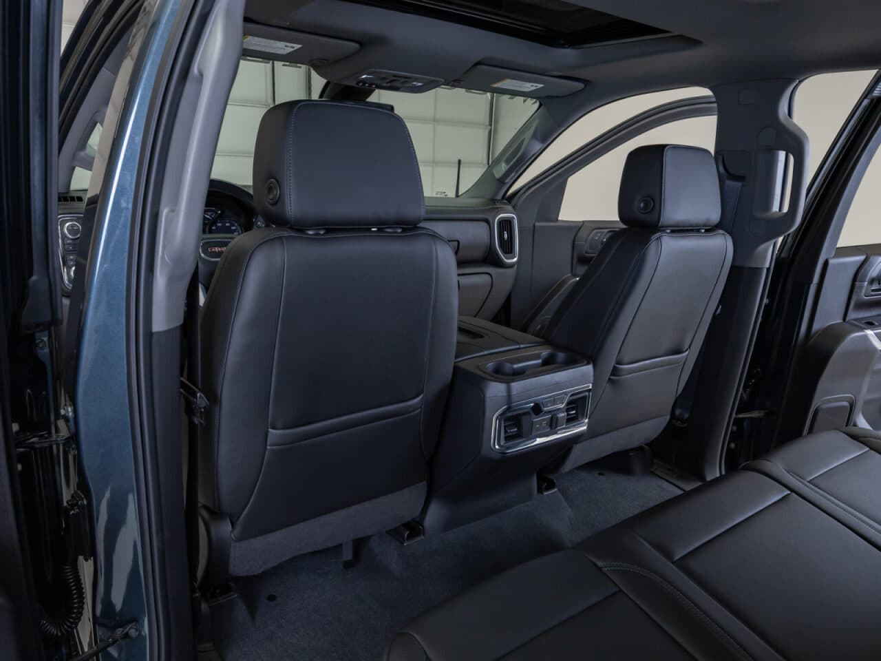 2020 GMC Sierra 1500 SLT — photo 31 of 38