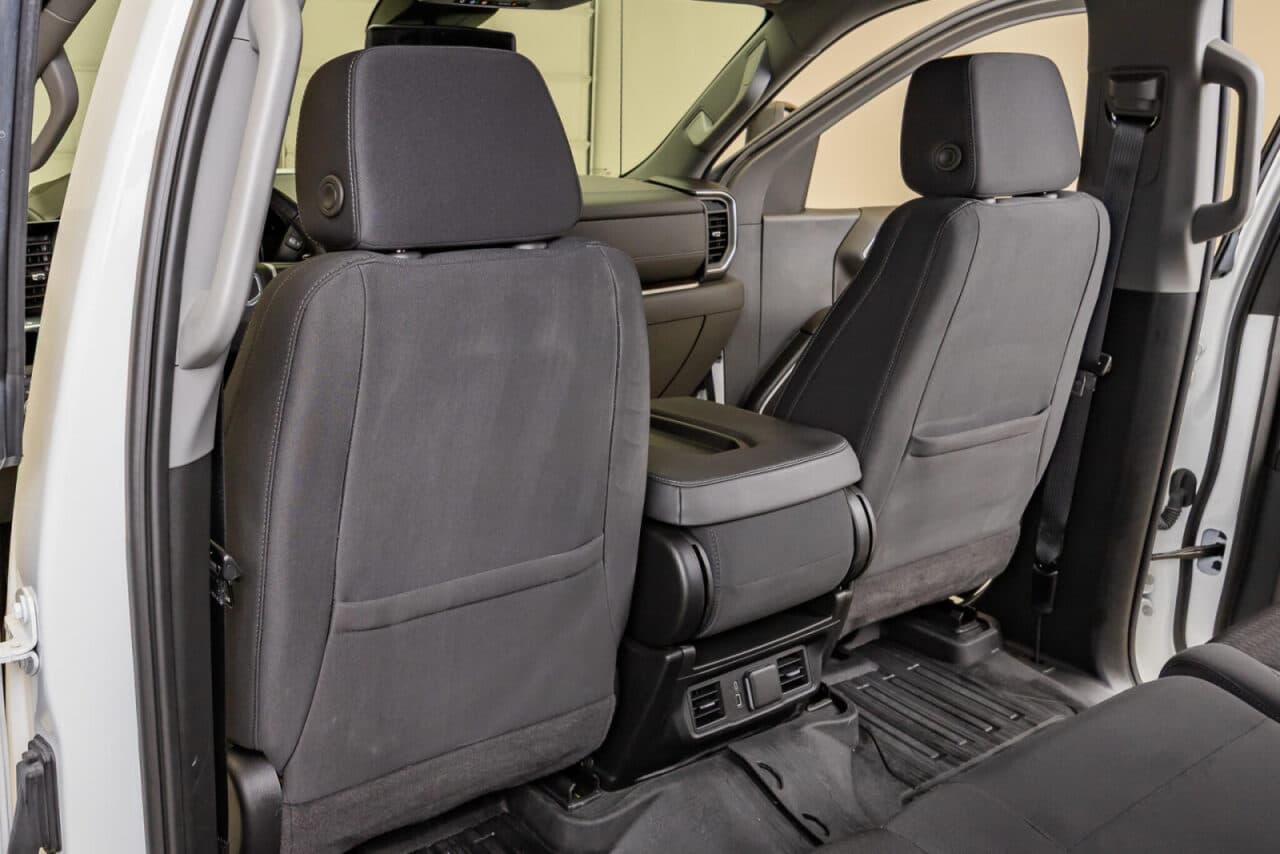 2024 GMC Sierra 1500 Elevation — photo 31 of 38